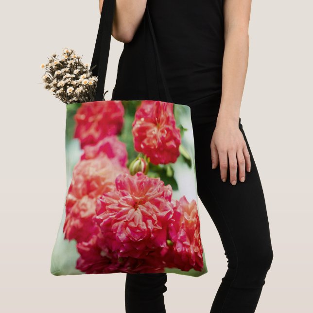 Rote Rosenblume Tasche (Von Nahem)