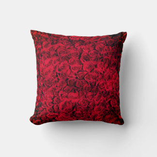Rote Rosenblumen Kissen