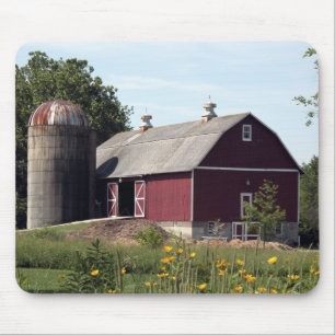 Rote Scheune und Silo Mousepad