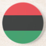 Rote, Schwarze und Grüne Flagge Untersetzer<br><div class="desc">Die 3 panafrikanischen Farben auf der Fahne repräsentieren: rot: das Blut, das alle Menschen der schwarzen afrikanischen Herkunft vereint und zur Befreiung vergießt; SCHWARZ: Schwarze Menschen, deren Existenz als Nation, wenn auch nicht als Nation-Staat, durch die Existenz der Fahne bestätigt wird; und GRÜNE: der üppige natürliche Reichtum Afrikas. Vintage Alte...</div>