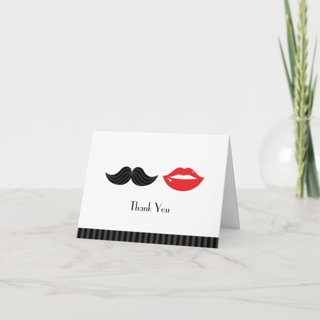 Rote, schwarze und weiße Mustache & Lips Hochzeit Dankeskarte (Vorderseite)