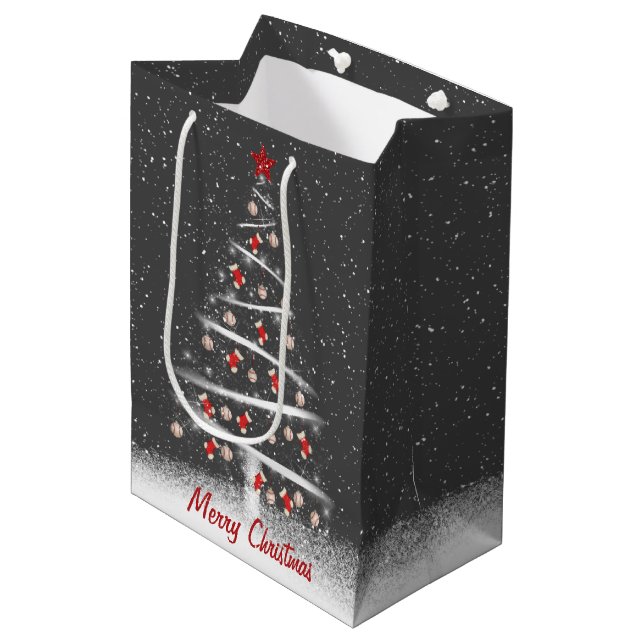 Rote Socken und Baseball Weihnachtsbaum Mittlere Geschenktüte (Vorderseite Schrägansicht)