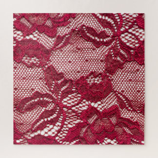 Rote Spitze: elastischer Jacquardtextil.
