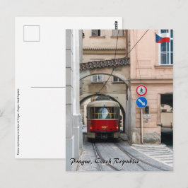 Rote Straßenbahn in der Altstadt von Prag - Tschec Postkarte