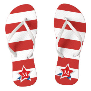 Rote Streifen und Sterne mit Ihrem Monogramm Flip Flops