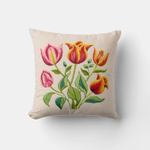 Rote Tulpen mit einem Hauch von Gelb Wurf Kissen