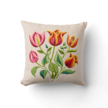 Rote Tulpen mit einem Hauch von Gelb Wurf Kissen