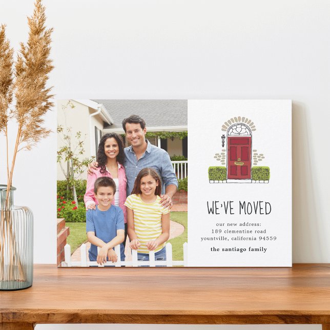 Rote Tür | Ankündigung zum Umschalten von Fotos (Von Creator hochgeladen)