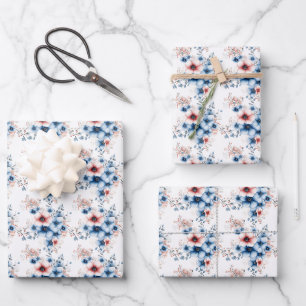 Rote und blaue Blumen auf Weiß Geschenkpapier Set