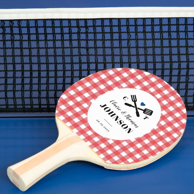 Rote und blaue Gingham Grill Monogram Wedding Tischtennis Schläger (InSitu)
