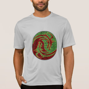 Rote und grüne dualistische jagende Drachen T-Shirt