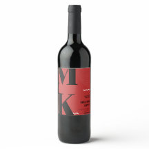 Rote und schwarze Weinetiketten