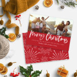 Rote und weiße Schrift frohe Weihnachts-Multi-Foto Feiertagskarte<br><div class="desc">Rot-Weiß-Drehbuch fröhliche Weihnachten Multi-Foto modernen Star Burst Design.</div>