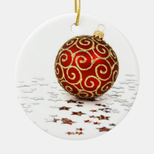 Rote Verzierung und Sterne Keramik Ornament