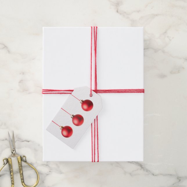 Rote Weihnachtsbälle Dekoration Foto mit Text Geschenkanhänger (Mit Garn)