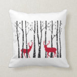 Rote Weihnachtshirsche im Birkenwald Kissen<br><div class="desc">Rote Weihnachtshirsche im Birkenwald mit Vögeln</div>
