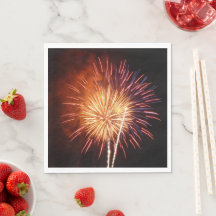 Rote, weiße und blaue Feuerwerke I Patriotic