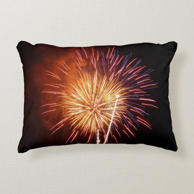 Rote, weiße und blaue Feuerwerke I Patriotic Zierkissen (Vorderseite)