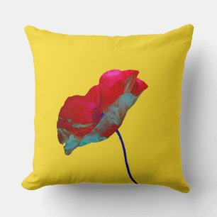 Roter Blaumohn auf sonniger Gelb Kissen