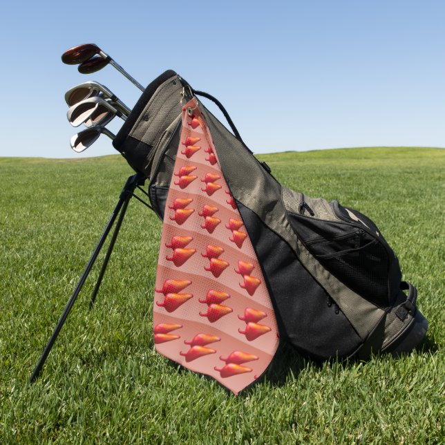 Roter Chili Paprikaschoten Golfhandtuch (Gras)