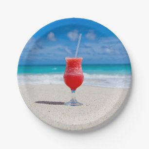 Roter Cocktail am Foto Pappteller