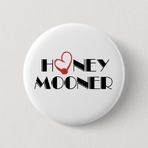 Roter HerzHoneymooner Button