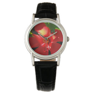 Roter Hibiskus Blume bei Sonnenlicht Armbanduhr