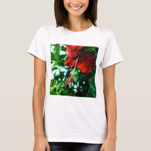 Roter Hibiskus Blume T-Shirt