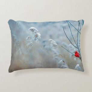 Roter Kardinal im Winter-Natur-Foto Weihnachten Dekokissen