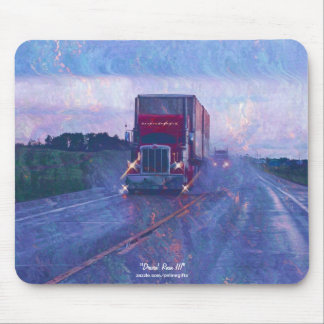 Roter Lkw Highway Autofahren in der Regenwald-Art Mousepad