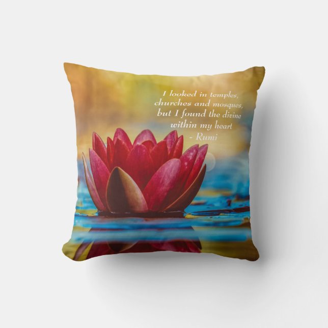 Roter Lotus - Blume über blaues Wasser - Spirituos Kissen (Vorderseite)