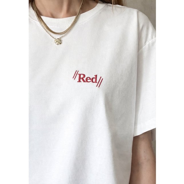 Roter Lover besticktes Design  T-Shirt (Von Creator hochgeladen)