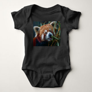 Roter Panda Baby Strampler