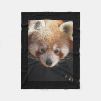 ROTER PANDA FLEECEDECKE