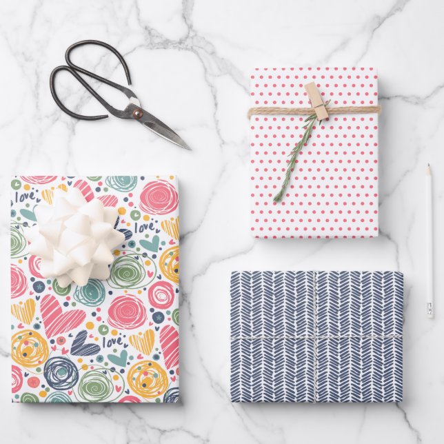 Roter Pfirsich Rosa Rosa Blau Herzmuster Geschenkpapier Set (Vorderseite)