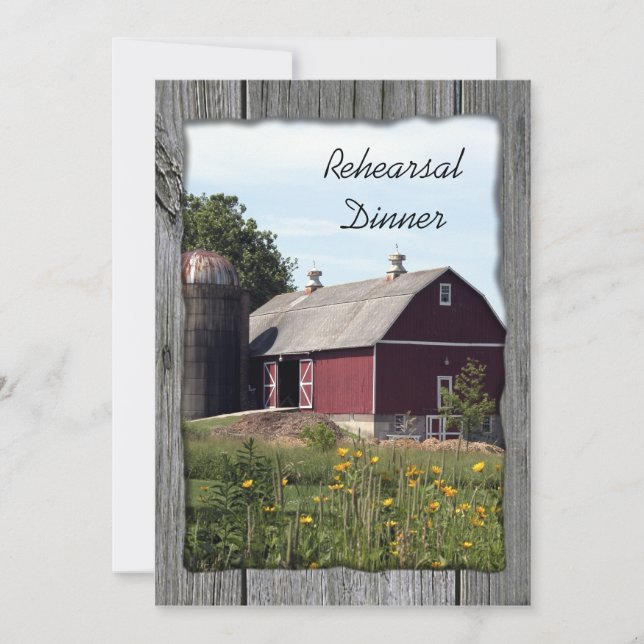 Roter Stall und Silo Country Hochzeit Probe Dinner Einladung (Vorderseite)