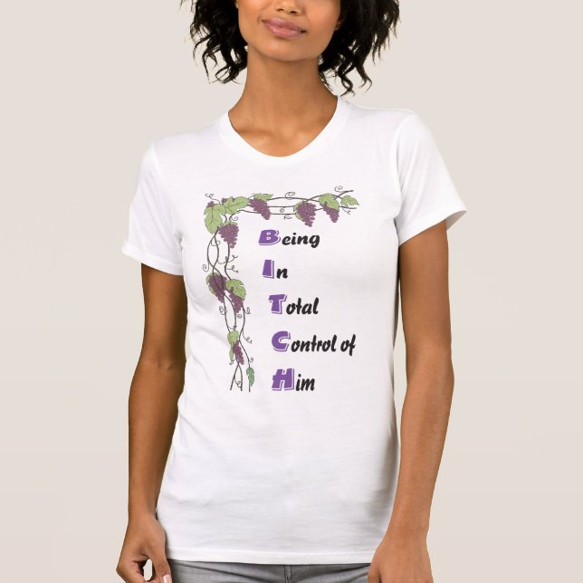 Roter T - Shirt (Vorderseite)