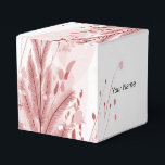 Roter Weihnachtsbaum Schneedekoration Schöne Geschenkschachtel<br><div class="desc">Roter Weihnachtskiefer Schnee Dekoration Schöne Gefälligkeitskasten. Einzigartiges, schönes, stilvolles Design. Leicht personalisiert zu sein. Schriftart Stil, Größe und Farben können geändert werden. Matching-Elemente verfügbar.</div>