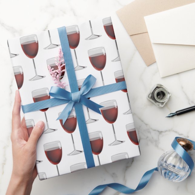 Roter Wein in Weiß Geschenkpapier (Schenken)
