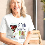 Roter Wein Rose Aquarell Foto 80. Geburtstag Tri-Blend Shirt<br><div class="desc">Rose Watercolor Foto 80. Geburtstag Tri-Blend Shirt. Das Design hat Aquarellglas,  Rose und Zweige. Der Text ist vollständig anpassbar - personalisieren Sie ihn mit Ihrem Foto und Alter. Großartig als weiblicher Geburtstagsgast von Ehrenmitglied T - Shirt.</div>