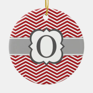 Roter weißer Monogramm-Buchstabe O Zickzack Keramikornament