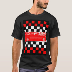 Rotes Auto in der schnellen Bahn 2 T-Shirt
