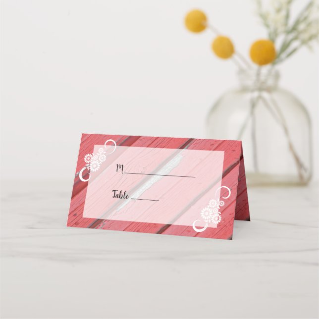 Rotes Barnholz und Blume Hochzeit auf dem Lande Platzkarte (Vorderseite)