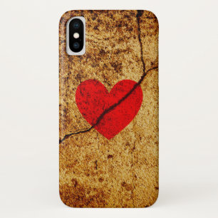 Rotes defektes Herz auf einer Goldwand Case-Mate iPhone Hülle