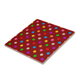 Rotes farbenfrohes Regenbogen-Punkte-Design Fliese