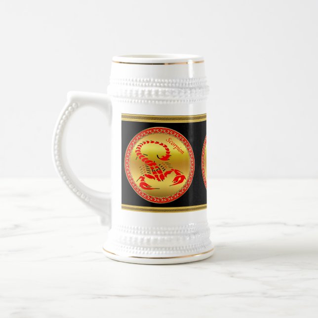 Rotes Giftkorpion sehr giftiges Insekt Bierglas (Links)