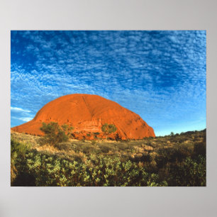 Rotes Glühen des berühmten Ayers Rock im Outback Poster