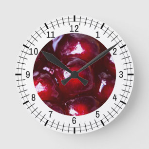 Rotes Granatapfel Runde Wanduhr