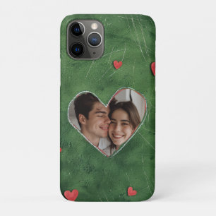Rotes Herz auf grünem Gras Case-Mate iPhone Hülle