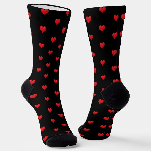 Rotes Herz auf schwarz Socken (Gewinkelt)